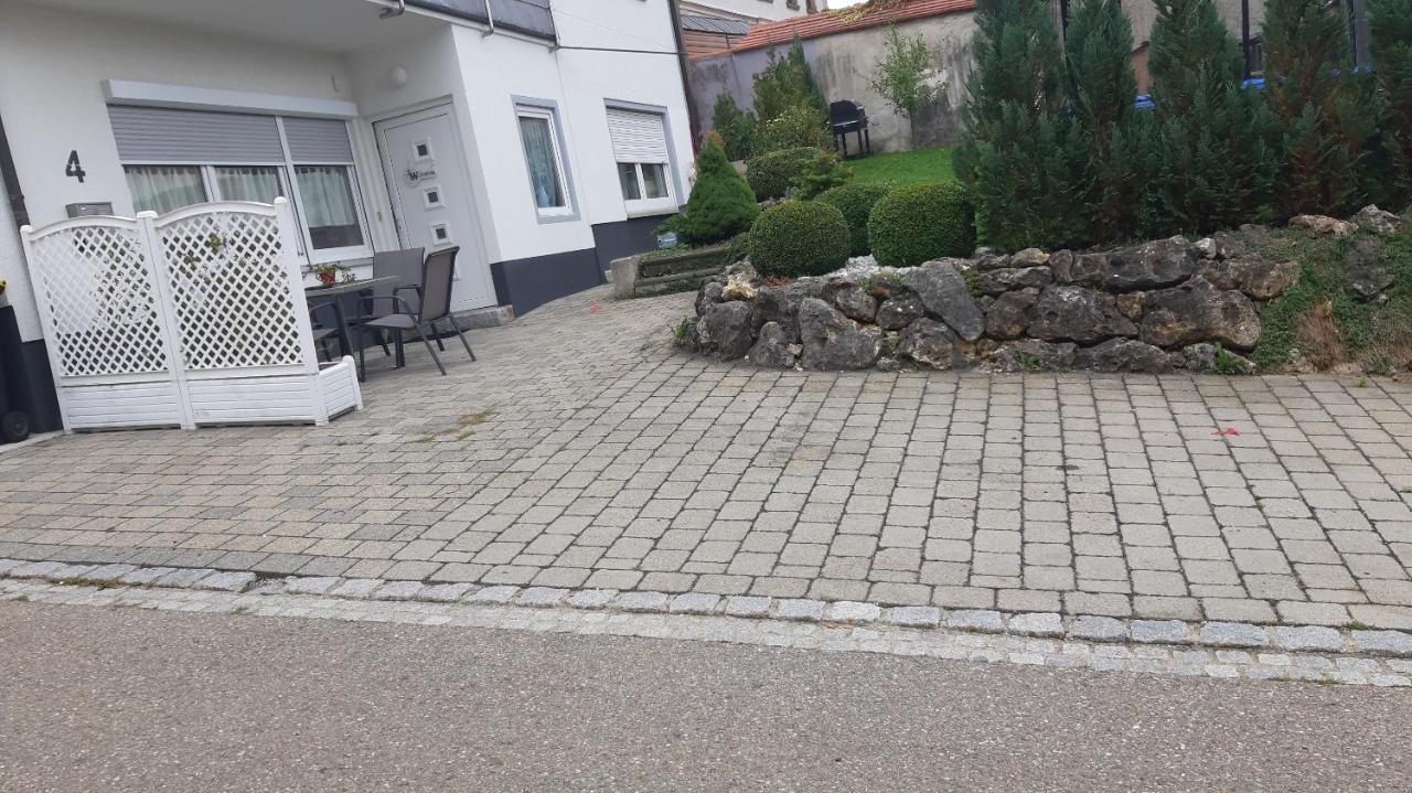 2 Zimmer Appartements In Heroldsatt Heroldstatt المظهر الخارجي الصورة